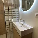 Bien Situado Vayas Donde Vayas